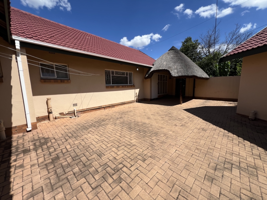 3 Bedroom Property for Sale in Adamayview North West